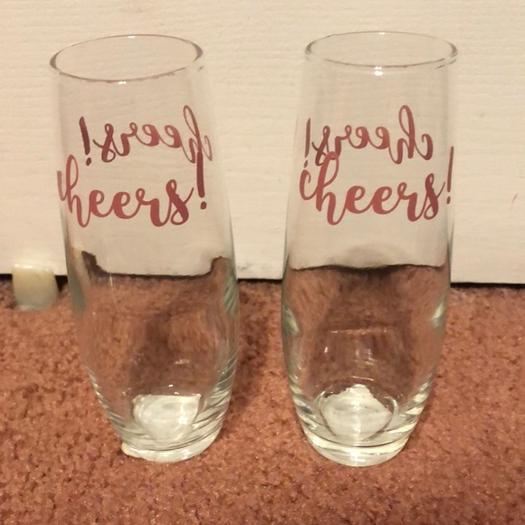 Other - (2) Cheers Glasses🥂
